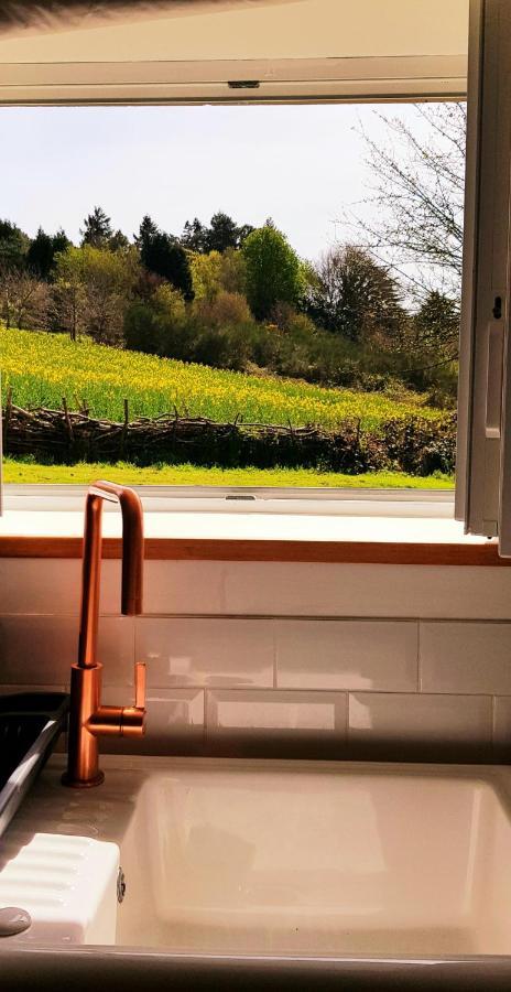 Le Vieux Moulin Gites - Detached Cottage With Garden Views And Pool Guegon Luaran gambar