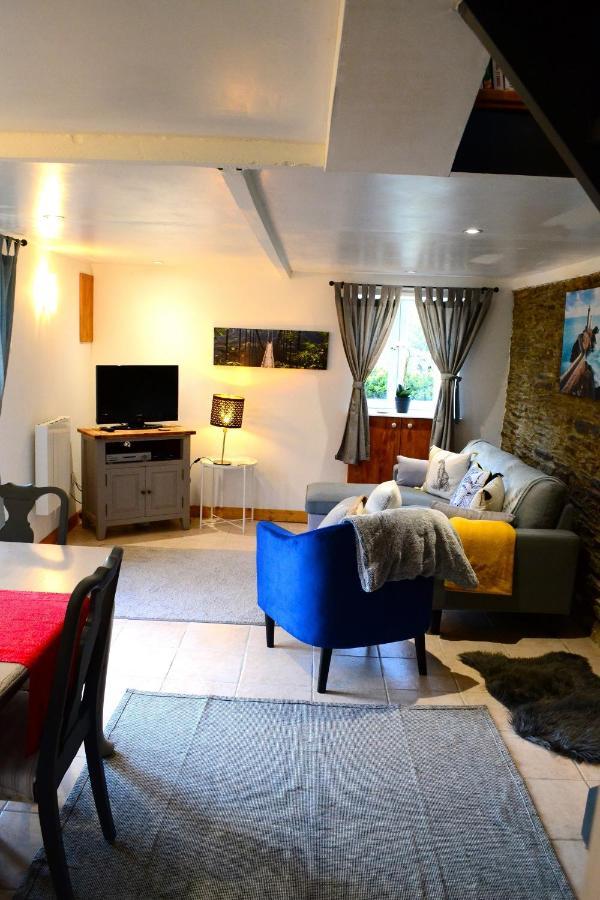 Le Vieux Moulin Gites - Detached Cottage With Garden Views And Pool Guegon Luaran gambar
